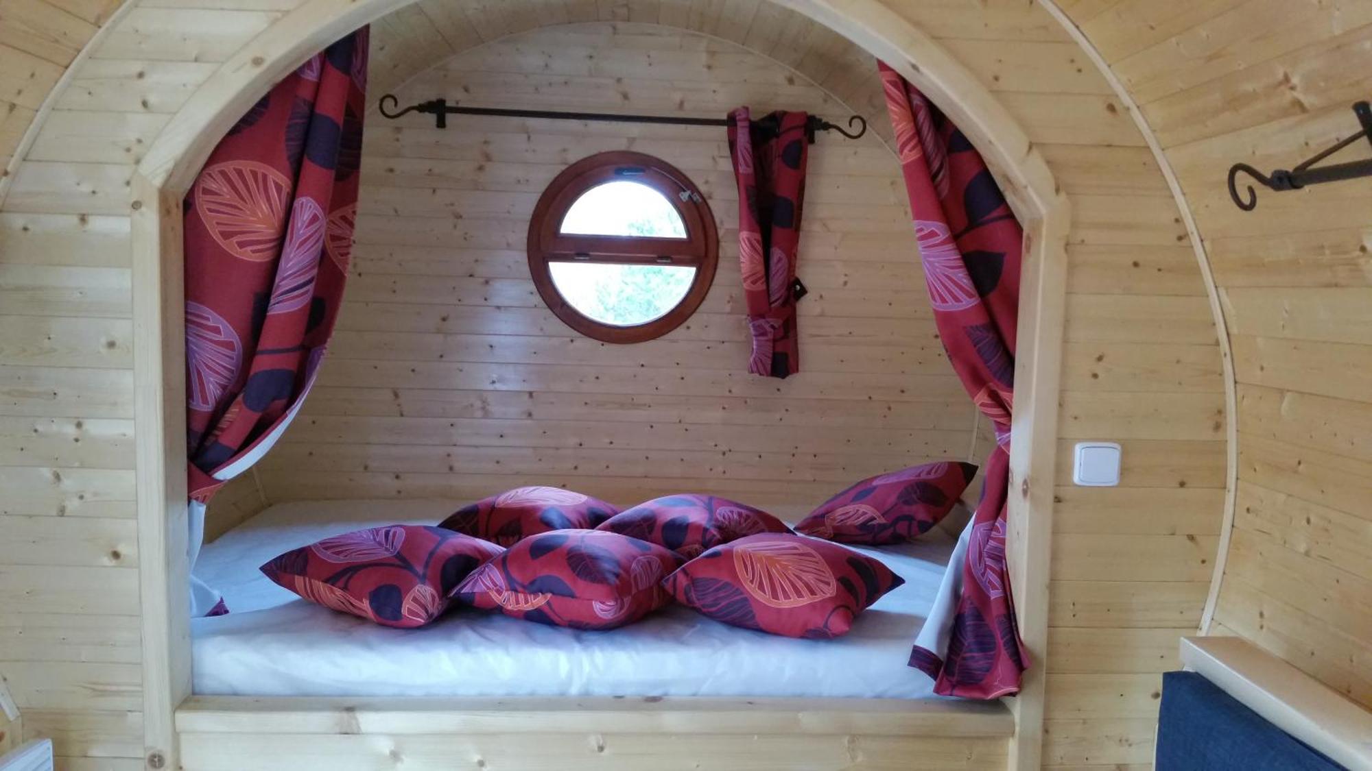 Camping De La Pelouse Jaulny Room photo