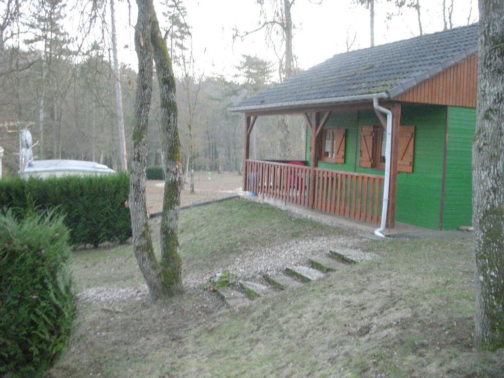 Camping De La Pelouse Jaulny Exterior photo